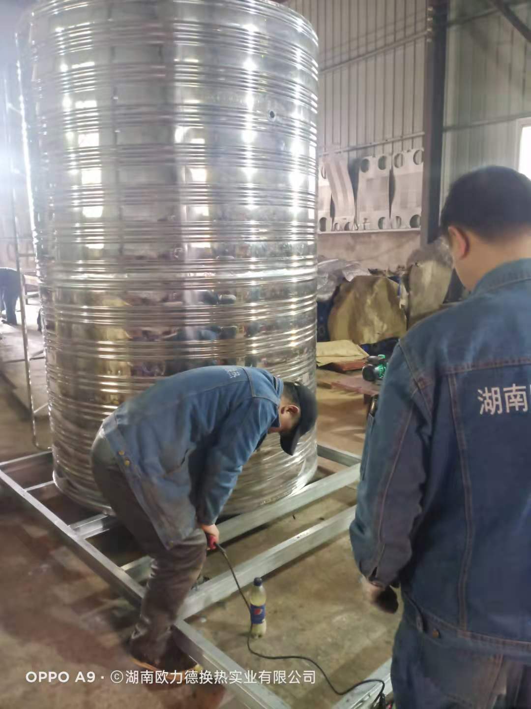 板式換熱器,板式換熱器機(jī)組,鈦材板式換熱器,板式冷凝器,全焊接板式換熱器,釬焊板式換熱器,衛(wèi)生級(jí)板式換熱器,寬流道板式換熱器,容積式換熱器,盤管換熱,換熱設(shè)備,板式冷卻器,換熱器廠家,換熱設(shè)備